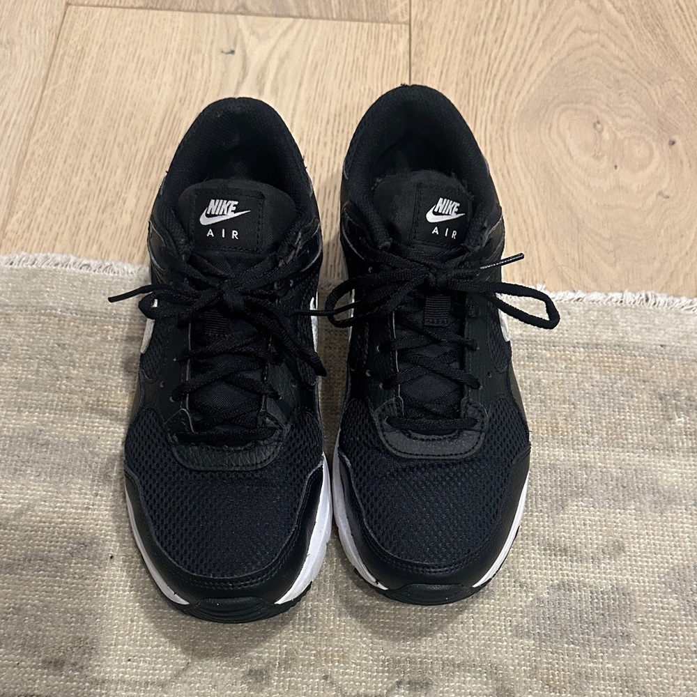 Nike Black and White Air Athletic Shoes